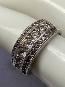 lot 30B image: Sterling Silver CZ Band Ring 925 Size 8