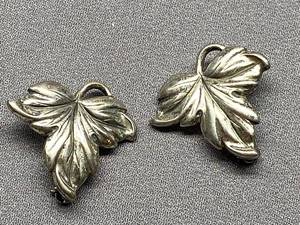 lot 49B image: Sterling Silver Leaf Pins