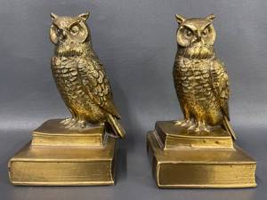 lot 70 image: Vintage Brass Owl Bookends Pair