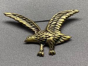 lot 83B image: Vintage Brass Bird Brooch Pin