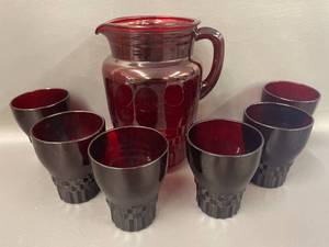 lot 108 image: Vintage Ruby Red Pitcher & Tumbler Set