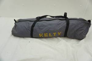lot 5 image: Kelty 2 person tent