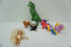 lot 44 image: My Little Pony toy lot