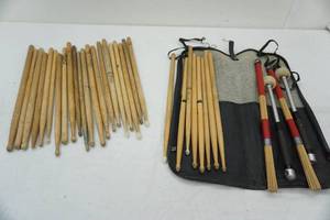 lot 47 image: drum sticks and case