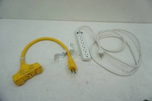 lot 56 image: power strip & mini extension cord