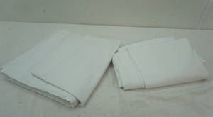 lot 74 image: 2 white linen sheets