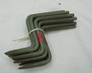 lot 107 image: 15 heavy duty hooks