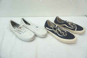 lot 115 image: Mens Vans. 2 pair