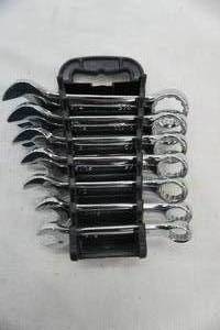 lot 142 image: wrench set