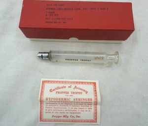 lot 204 image: Vintage Syringe
