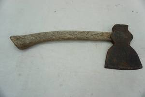 lot 213 image: axe 15 long