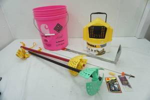 lot 226 image: ice fishing lot