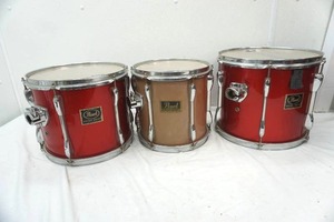 lot 242 image: 3 Pearl Drums
