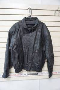 lot 254 image: Leather Coat size L