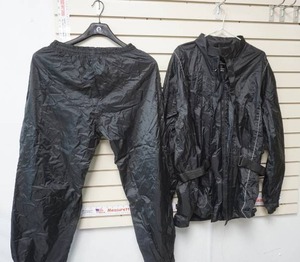 lot 263 image: House of Leather Rain Gear. Jacket & Pants size L