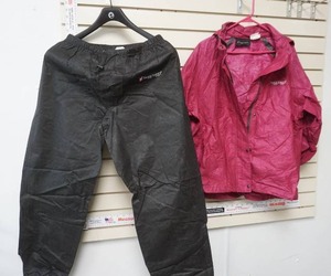 lot 264 image: Frogg Toggs Rain Gear Womens size LXL