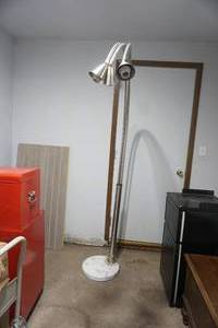 lot 273 image: Floor Lamp
