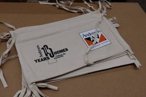 lot 270 image: 10 2-Pocket Waist Apron