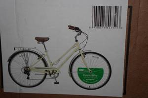 lot 1 image: Schwinn 28 Hybrid Bike