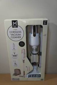 lot 11 image: Members Mark 7-Piece Cordless Vacuum Cleaner Toy Set