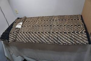 lot 12 image: Threshold Hand Loomed 28x84 Runner Rug