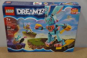 lot 141 image: Lego Dreamz 259-Piece Building Set