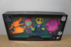 lot 153 image: The Nightmare Before Christmas Plush Collector Set