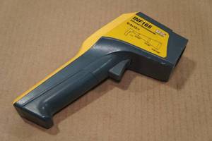lot 155 image: UEI Infared Thermometer ENF165