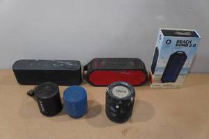 lot 157 image: Assorted Wireless Bluetooth Speakers
