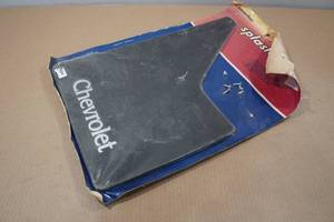 lot 204 image: Chevrolet Mud Flap