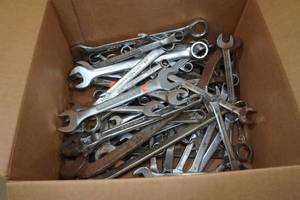 lot 209 image: Assorted Wrenches