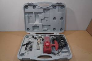 lot 213 image: Tool Shop Multi-Purpose Cutting Tool