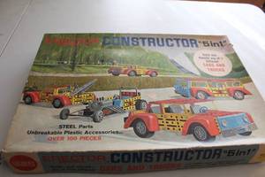 lot 27 image: Vintage Gilbert Erector Constructor 5-in-1 Building Set