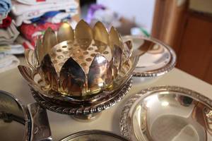 lot 47 image: Collection of Silver-Plated WM. A. Rogers Bowls and Lotus Flower Bon Bon Holder
