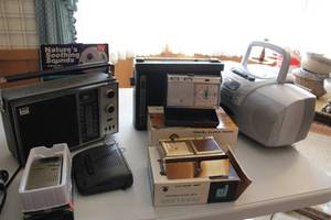 lot 61 image: Collection of Vintage Radios and Audio Equipment