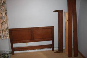 lot 110 image: Cherry Wood Headboard and Bed Frame Set
