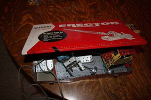 lot 251 image: Vintage Gilbert Erector Set No. 10051 with Electric Engine