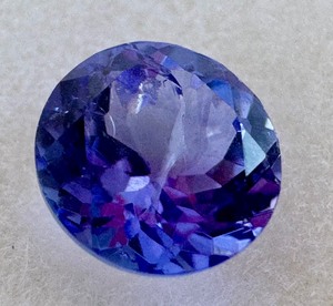 lot 38J image: Pair of 5mm Tanzanite Gemstones