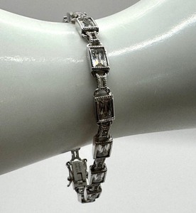 lot 14JJ image: Beautiful Sterling and Cubic Zirconia Bracelet
