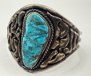 lot 24J image: Beautiful Sterling and Turquoise Cuff Bracelet