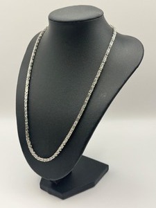 lot 23J image: Sparkly Sterling Silver and Cubic Zirconia Evening Necklace