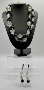 lot 51R image: Vintage Clear, Black and Glitter Beaded Necklace and Earrings Set