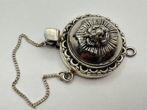 lot 39E image: Large Decorative Sterling Silver Jewelry Clasp