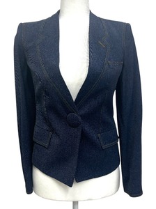 lot 55 image: Gorgeous Giorgio Armani Size 38 Blazer