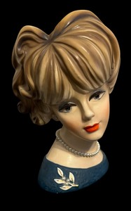 lot 57 image: Vintage Napcoware Lady Head Vase