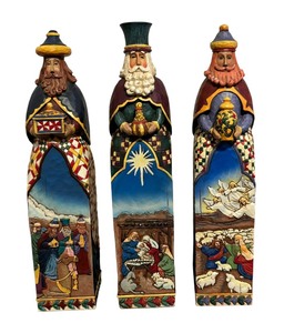 lot 67 image: Jim Shore Heartwood Creek Three Wise Men Figurines