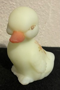 lot 110 image: Hand Painted Fenton Duck Figurine by Kay Hall