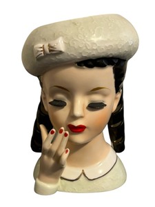 lot 114 image: Vintage Lady Head Planter Vase