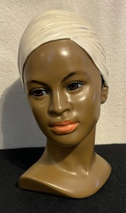 lot 129 image: Mid Century Marwal Polynesian Woman Chalkware Sculpture