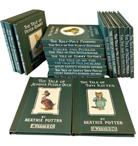 lot 171 image: Vintage Petite Beatrix Potter Illustrated Board Books